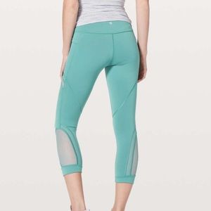 NWT Lululemon Forget the Sweat Crop Leggings